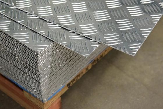 5052 5 barre del controllore di piatto di alluminio dello strato utilizzato per non la scala di slittamento
